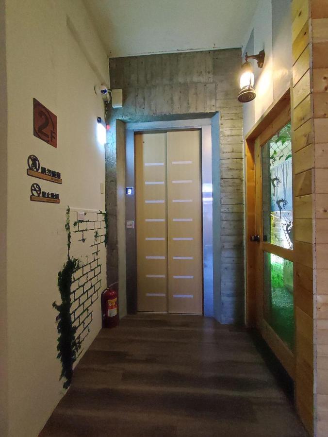棚棚屋室內帳篷民宿inn Kaohsiung Buitenkant foto